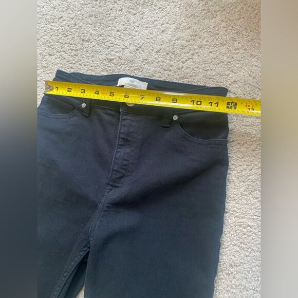 H&M Jeans Womens Size 2 Black Skinny Casual Stretch Denim Basic Staple Normcore - Picture 5 of 10